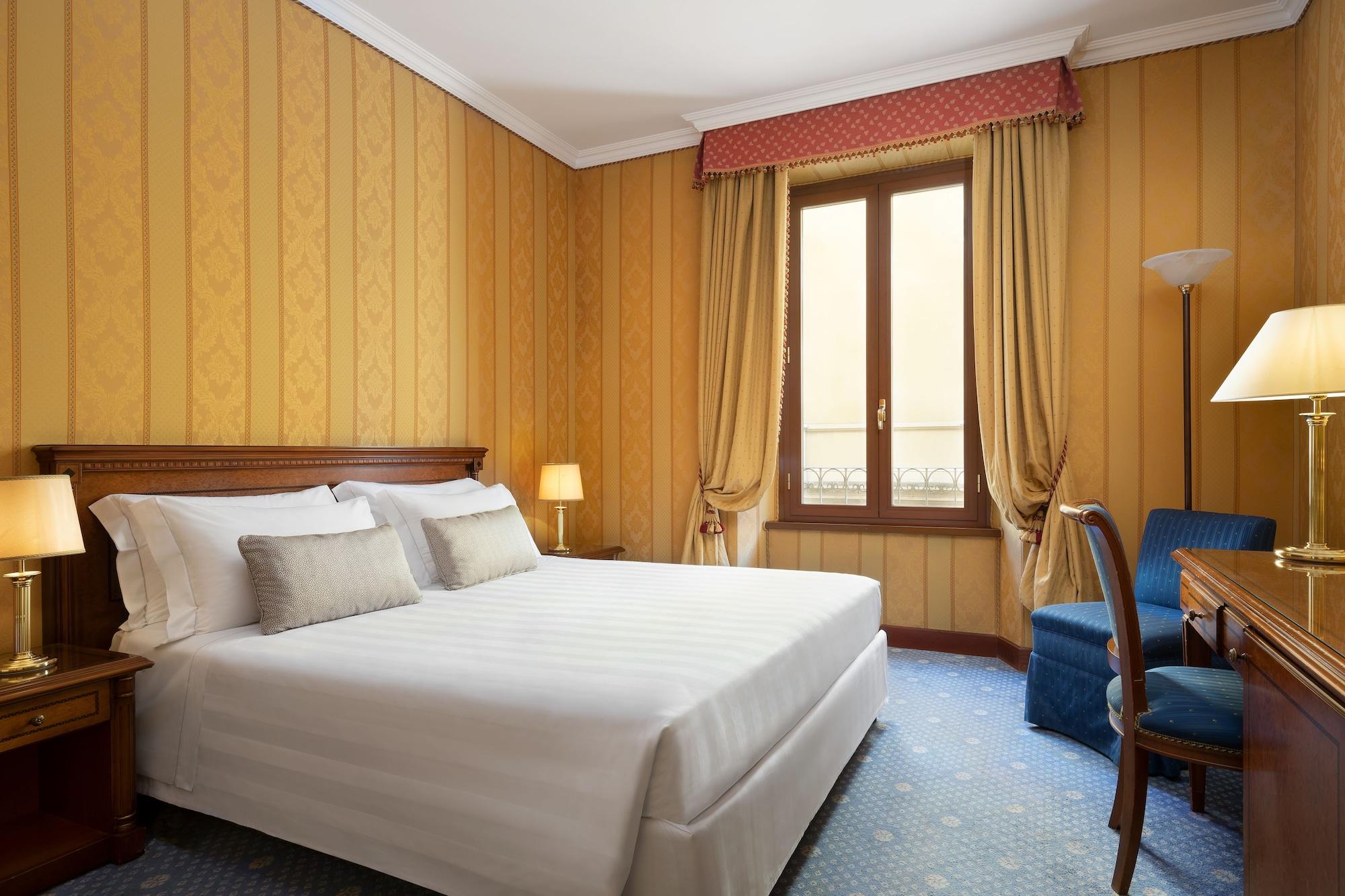 Sina Brufani Hotel Перуджа Екстериор снимка A room at the hotel