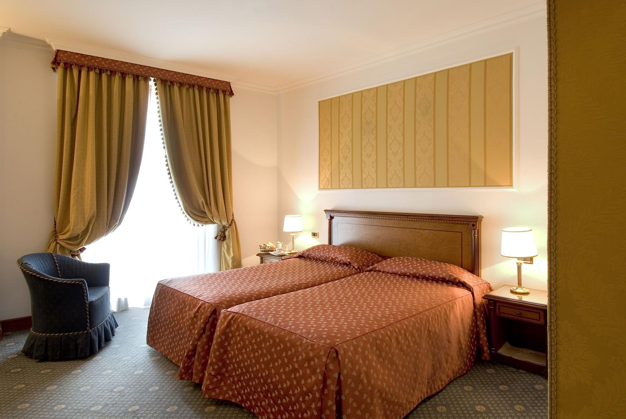 Sina Brufani Hotel Перуджа Екстериор снимка A room at the hotel